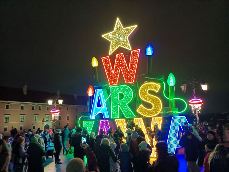 WARSZAWA w blasku świątecznych ozdób